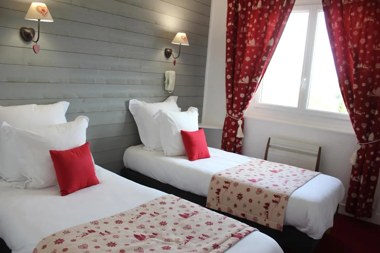 Hôtel Les Charmilles Besse-et-Saint-Anastaise 2*,